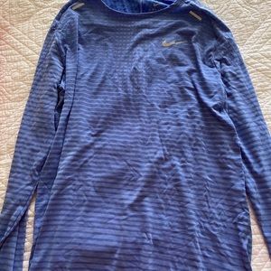 Men’s nine running top